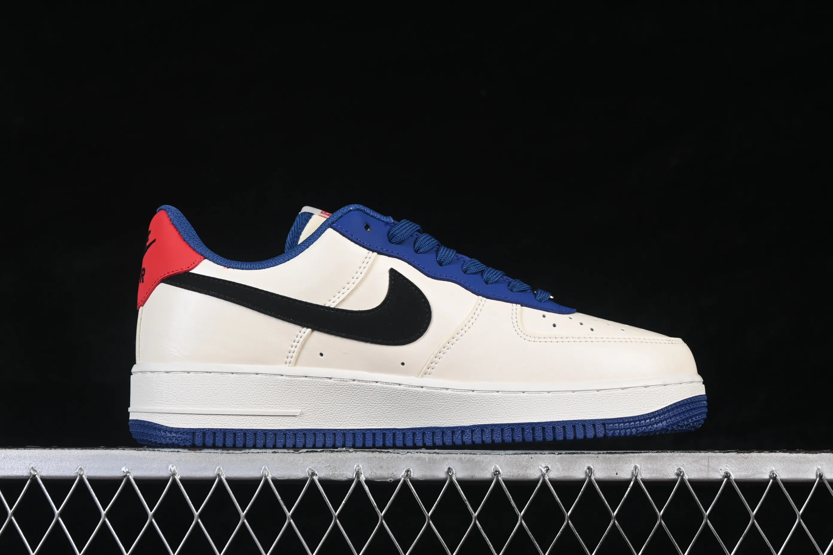 All categories Nk Air Force 1 Air Force series Nk Air Force 1 Low Air Force low-top Nike Air Force 1'07 Low joint white, blue, red and black Air Force 1 low-top casual sneakers CZ2959-100